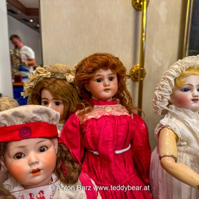 Wien Teddybaeren Puppen Miniaturen Boerse 2023 191