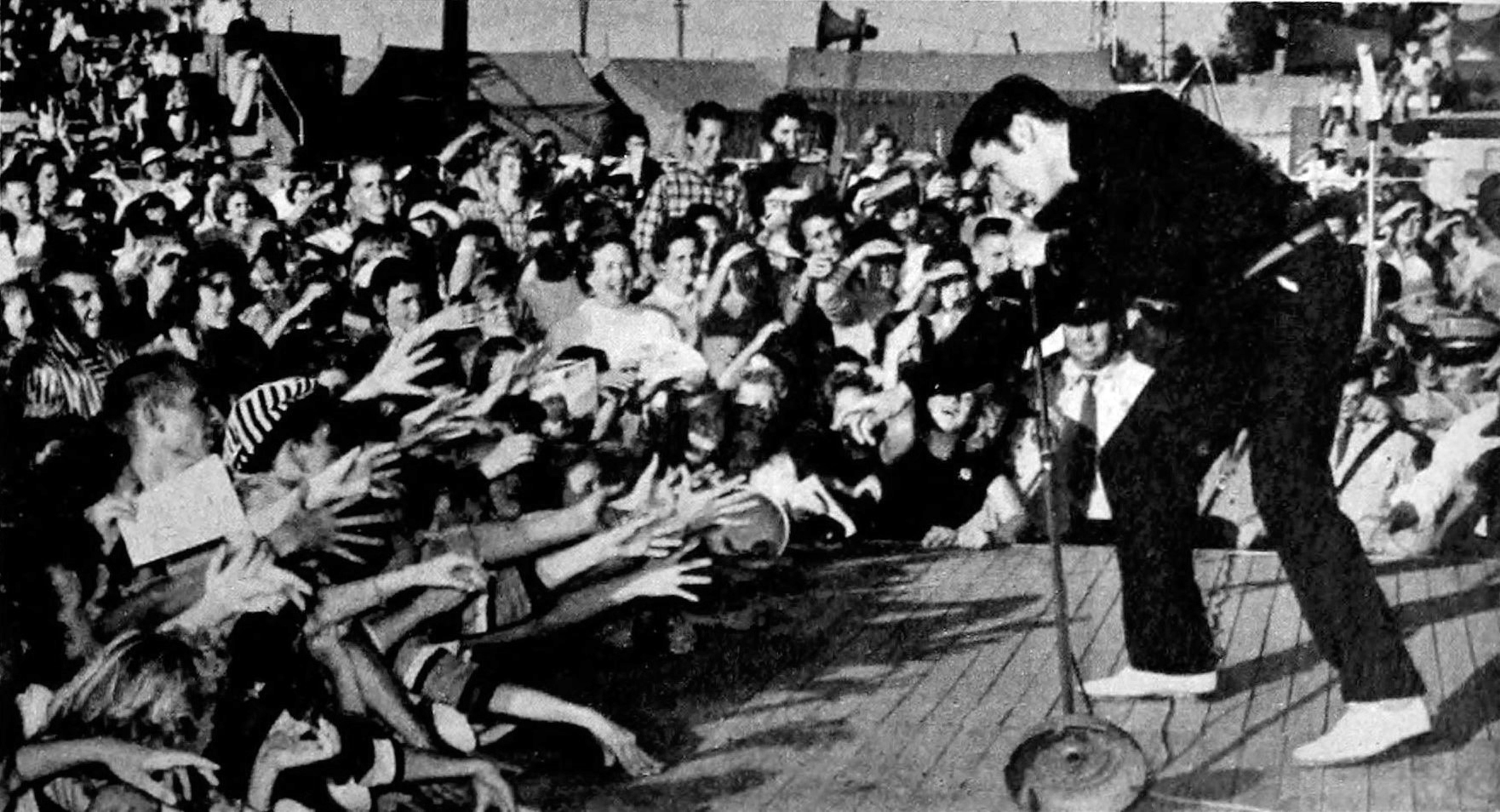 elvis_presley_-_tv_radio_mirror_march_1957_01