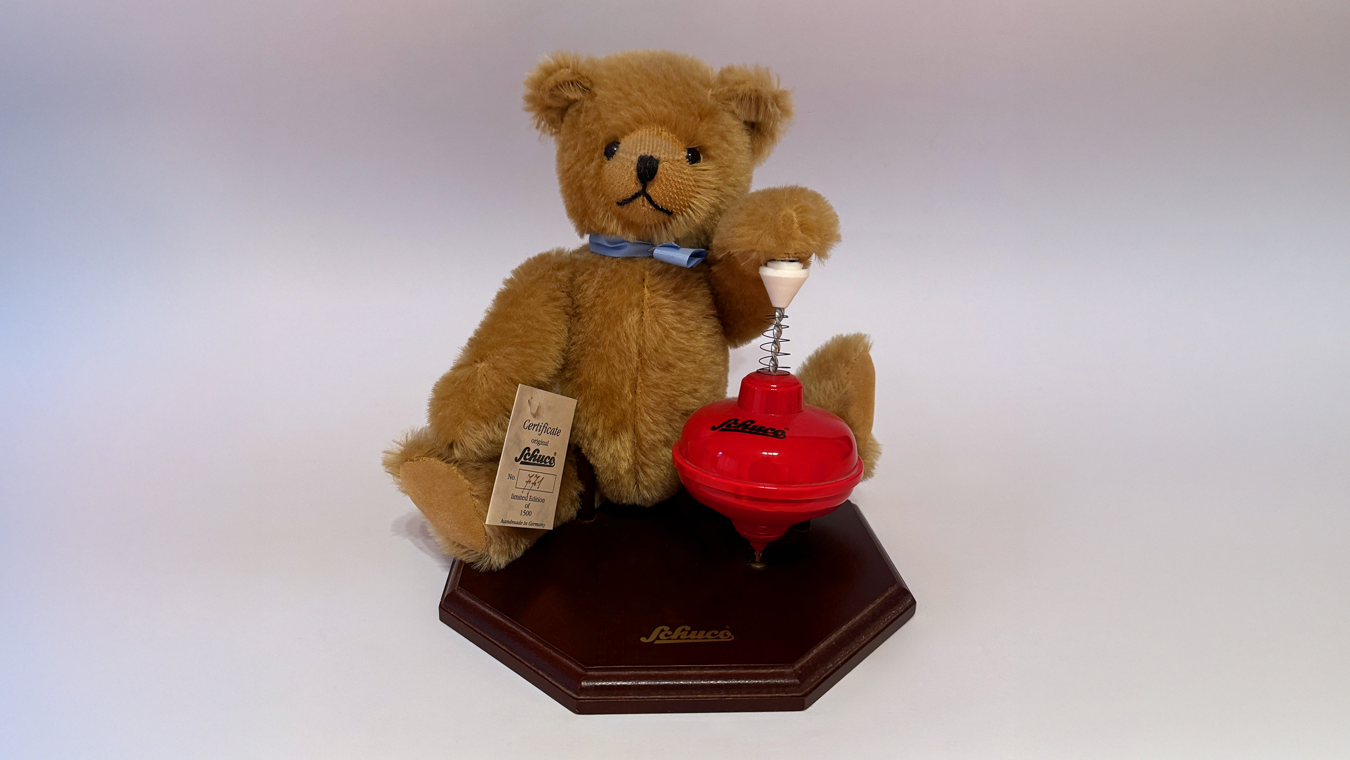 Schuco Teddybär mit Kreisel
