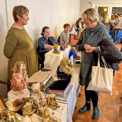 Wien Teddybaeren Puppen Miniaturen Boerse 2023 95