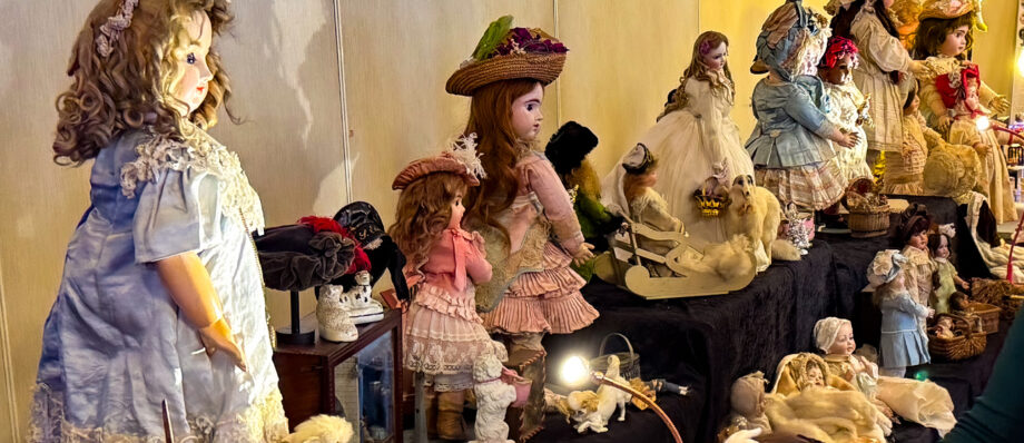 Ausstellung alter Puppen in Wien